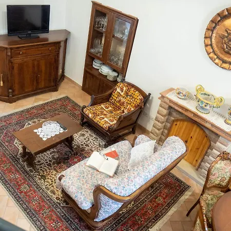 Domus Flora Casa vacanze *