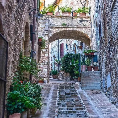 Holiday home Domus Flora Spello