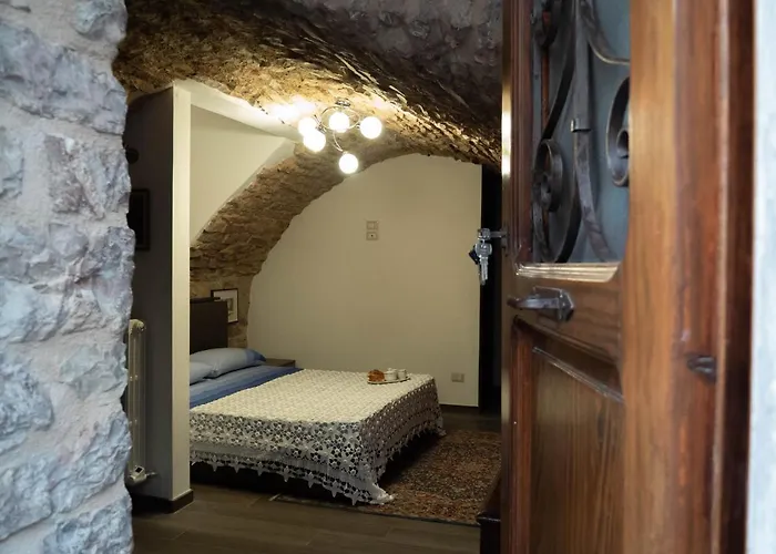 Holiday home Domus Flora